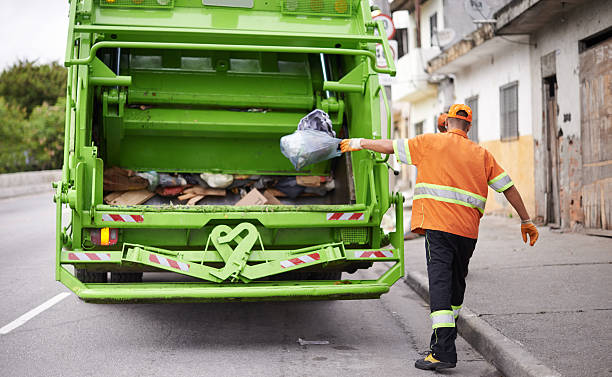Best Yard Waste Removal  in Louisville, NE